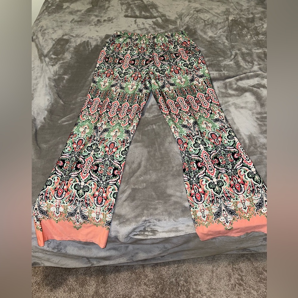 Sunny Leigh Petite Women’s Pants / Size Plus